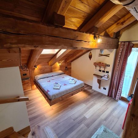 La Maison. Il Nido Dell'Aquila Бардонечия Екстериор снимка