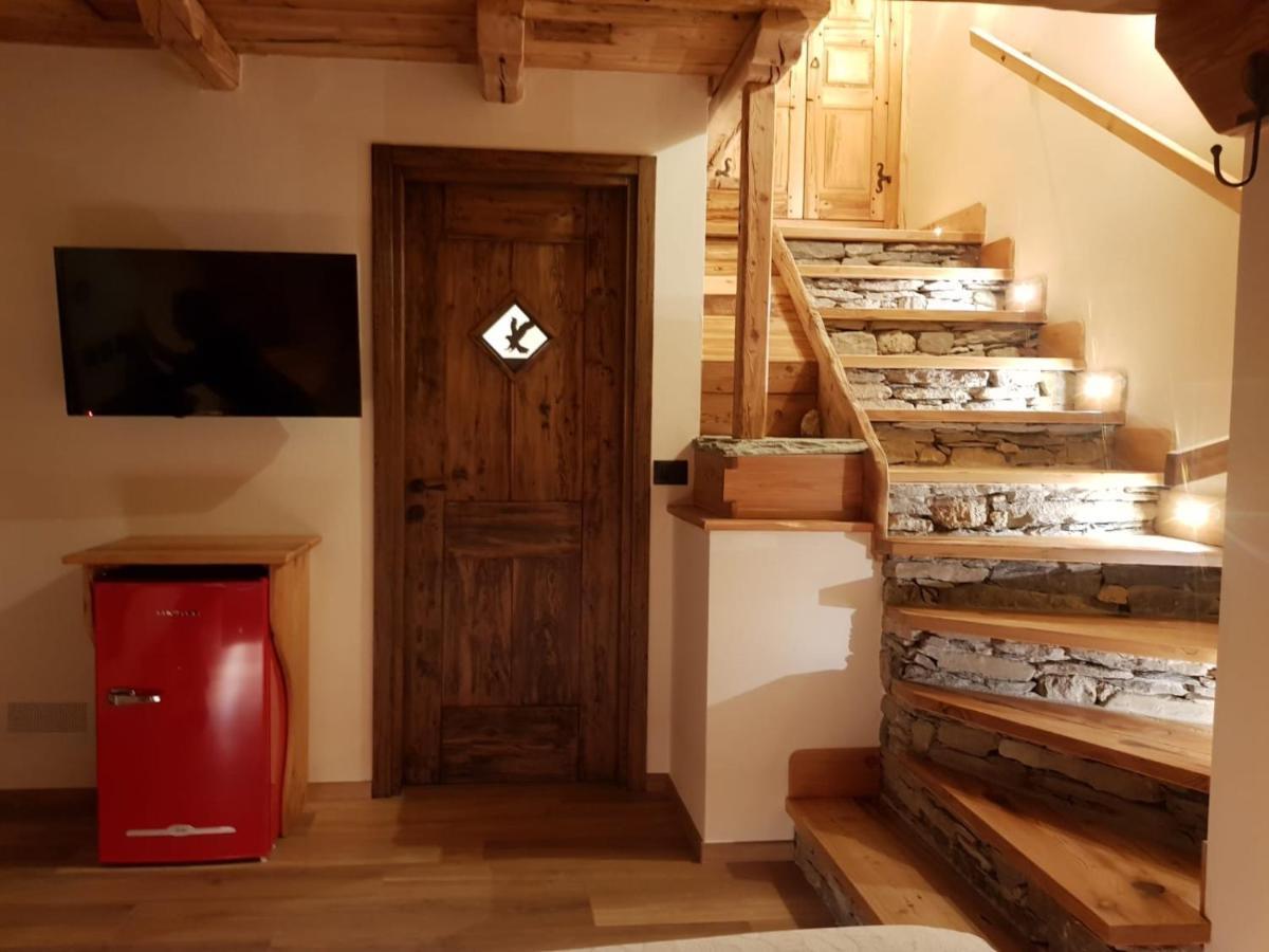 La Maison. Il Nido Dell'Aquila Бардонечия Екстериор снимка