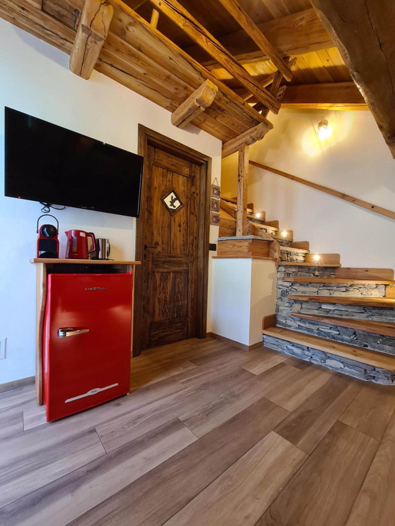 La Maison. Il Nido Dell'Aquila Бардонечия Екстериор снимка